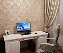Двухтумбовый письменный стол из серии "Пальма"
