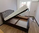 Кровать Кливия с мягкой спинкой из дуба