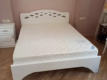 Кровать Вирсавия (белая эмаль с золотой патиной)