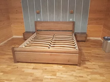 Кровать Марко из массива дуба