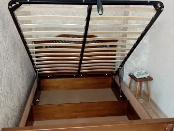 Кровать Оливия из бука