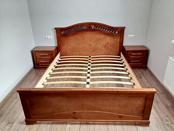 Кровать Оливия из бука
