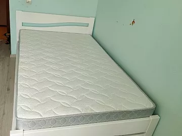 Кровать Карина из бука