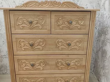 Комод резной