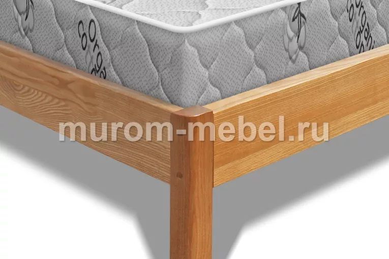 Фото Кровать Готика из дуба от производителя 'Муром-Мебель'