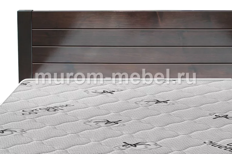 Фото Кровать Готика из дуба от производителя 'Муром-Мебель'