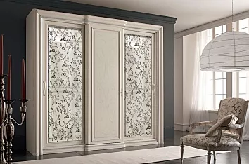 Шкафы-купе из ЛДСП материала Шкафы-купе из ЛДСП материала